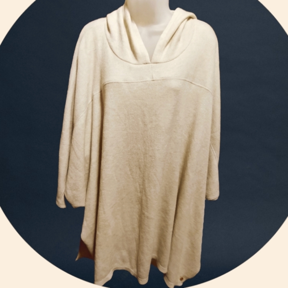 Lane Bryant Livi Active Short Sleeve Hooded Cape Sweater. Beige. NWT